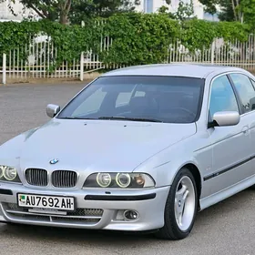 BMW E39 2001