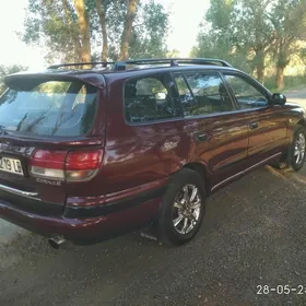 Toyota Carina 1995