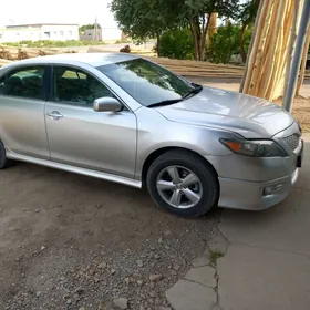 Toyota Camry 2010