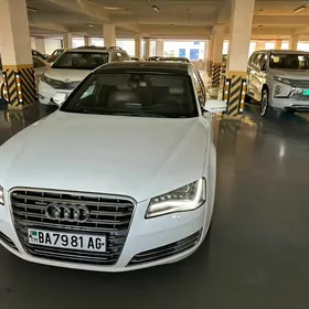 Audi A8 2013