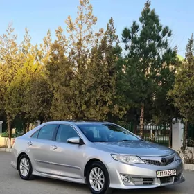 Toyota Camry 2013