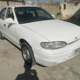 Hyundai Accent 1996