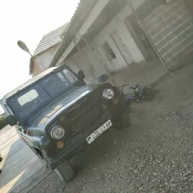 UAZ 469 1984