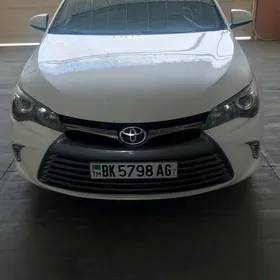 Toyota Camry 2016