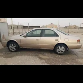 Toyota Camry 1998