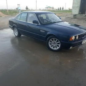 BMW 520 1990