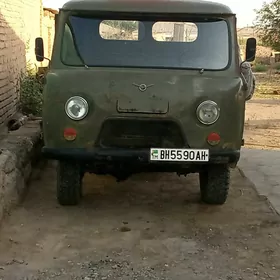 UAZ 469 1986