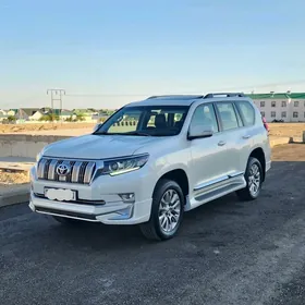 Toyota Land Cruiser Prado 2023