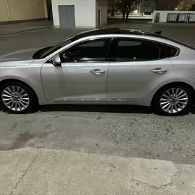 Kia Cadenza 2017