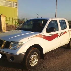 Nissan Navara 2011