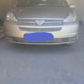 Toyota Sienna 2004