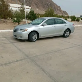 Toyota Camry 2010