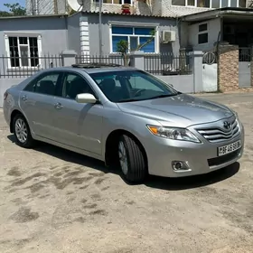 Toyota Camry 2011