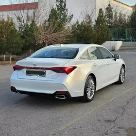 Toyota Avalon 2019