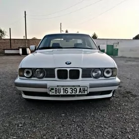 BMW 525 1993