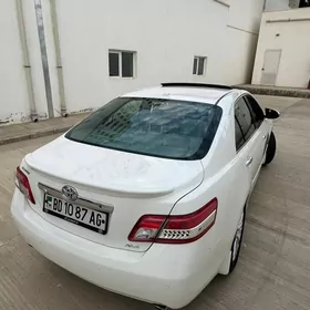 Toyota Camry 2011