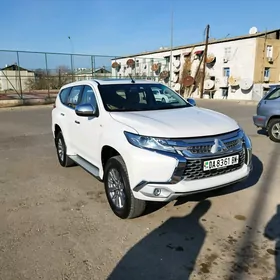 Mitsubishi Montero Sport 2019