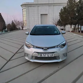 Toyota Corolla 2015