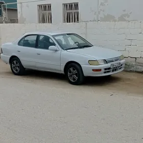 Toyota Sprinter 1995