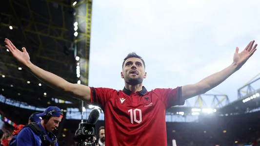Albaniýaly futbolçy 22-nji sekuntda Italiýa gol geçirip, rekord goýdy