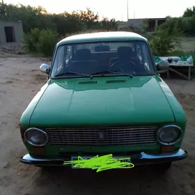 Lada 2104 1981