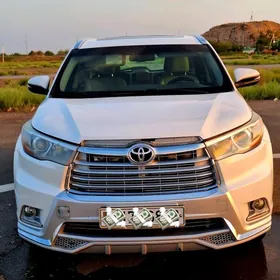 Toyota Highlander 2015