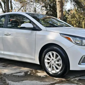 Hyundai Accent 2018