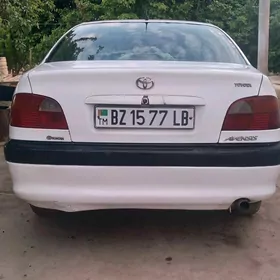 Toyota Avensis 1998