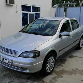 Opel Astra 2003