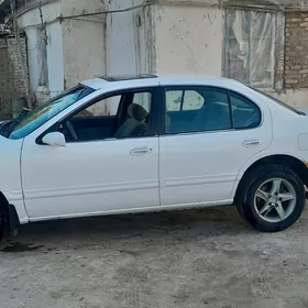 Nissan Cefiro 1995