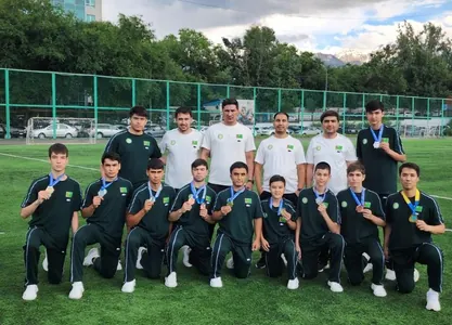Türkmenistanly karateçiler Merkezi Aziýanyň çempionatynda 9 medal gazandylar