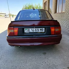 Opel Vectra 1992