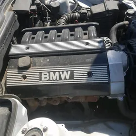 Bmw e34