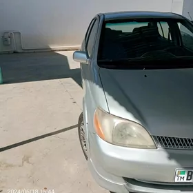 Toyota Echo 2002