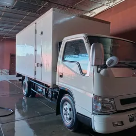 Mitsubishi Canter 2013