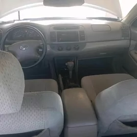 Toyota Camry 2004