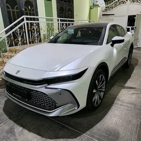 Toyota Crown 2023