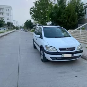 Opel Zafira 2002