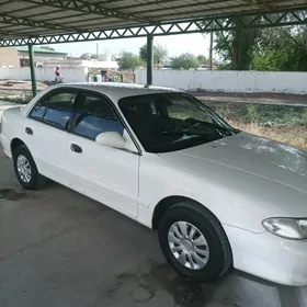 Hyundai Sonata 1997