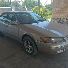 Toyota Camry 1997