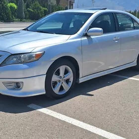 Toyota Camry 2011