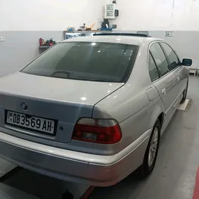 BMW E39 2002