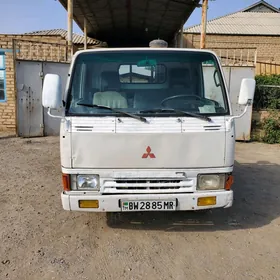 Mitsubishi Canter 1993