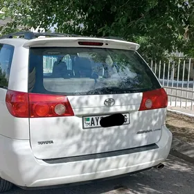 Toyota Sienna 2009