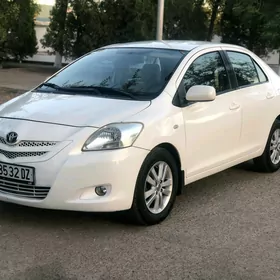 Toyota Yaris 2008