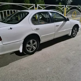 Infiniti I30 1998