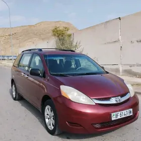 Toyota Sienna 2010