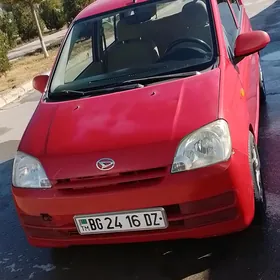 Daihatsu Sirion 2005