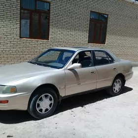 Toyota Camry 1995