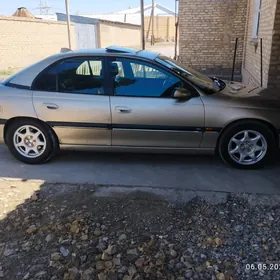 Opel Omega 1998